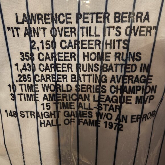 Autographed Yogi Berra New York Yankees Jersey with COA - Picture 3 of 12